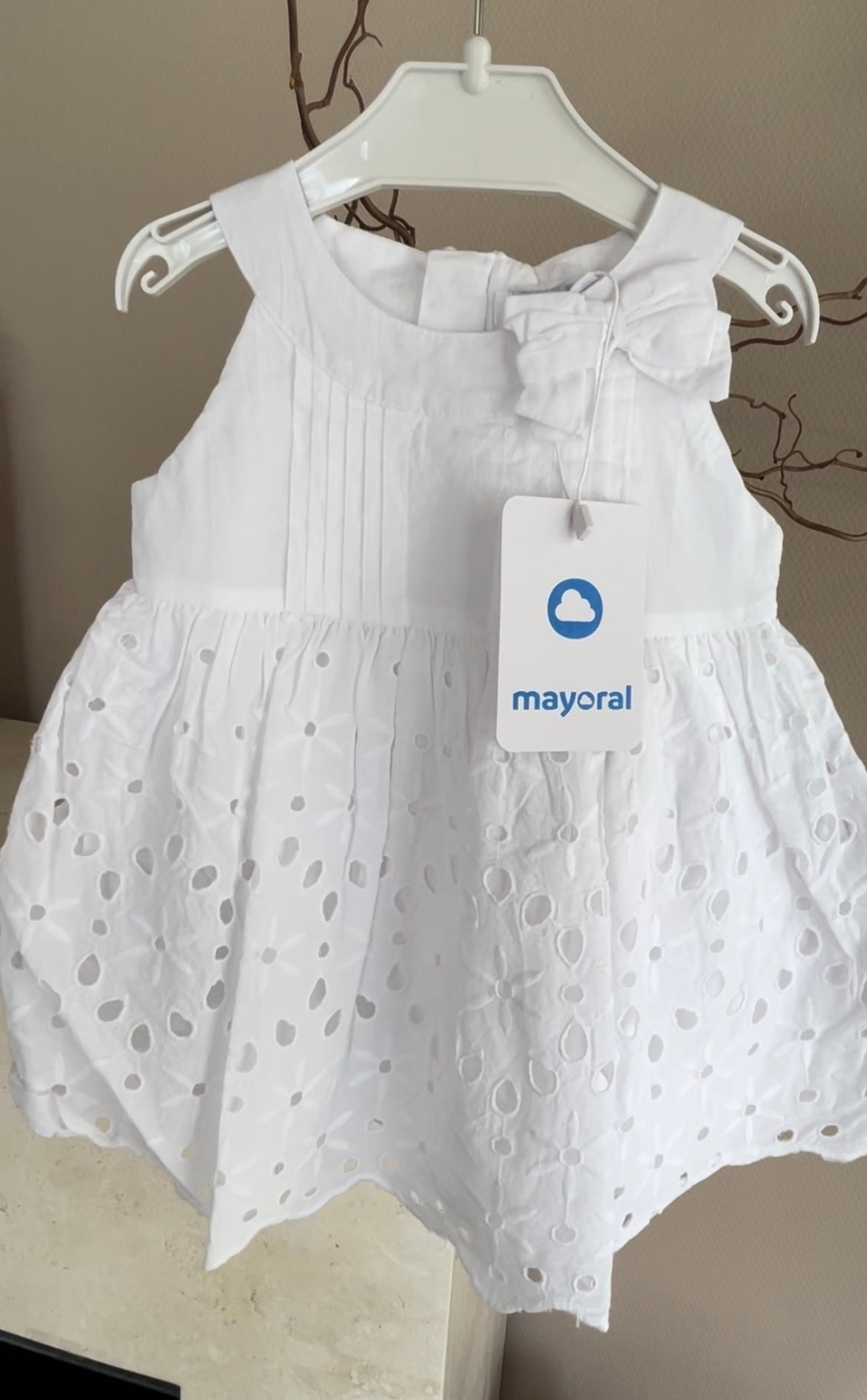 Mayoral kjole (6-36 måneder)